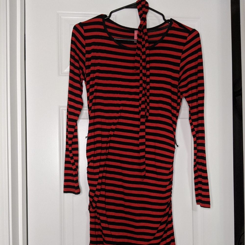 Black and red dress (Maternity)